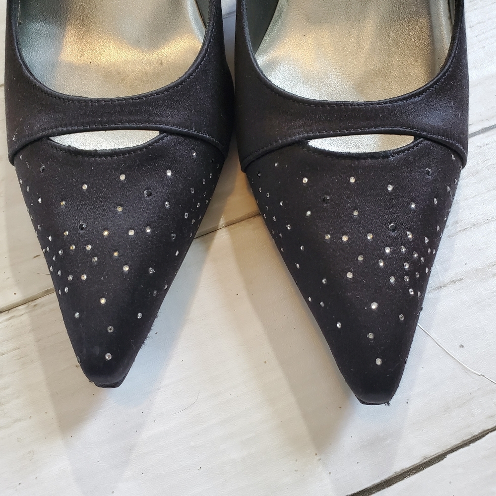 Stuart weitzman black satin high heel stiletto w‎ rhinestones size 8.5 poiny Toe - Picture 4 of 8